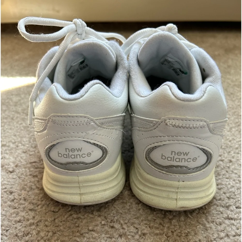 Women’s New Balance 577 Walking Shoes Size 9